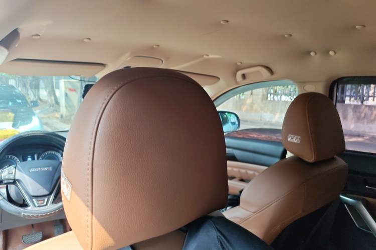 Used Haval H2 2015 1.5T Automatic Two-Wheel Drive Elite Edition Headliner