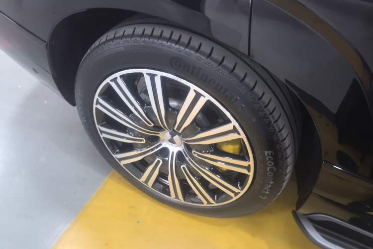 Used Denza N9 2025 Prestige Version