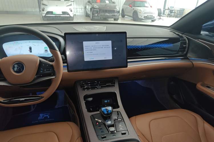 Used BYD Han 2022 DM-i 121KM Luxury Model