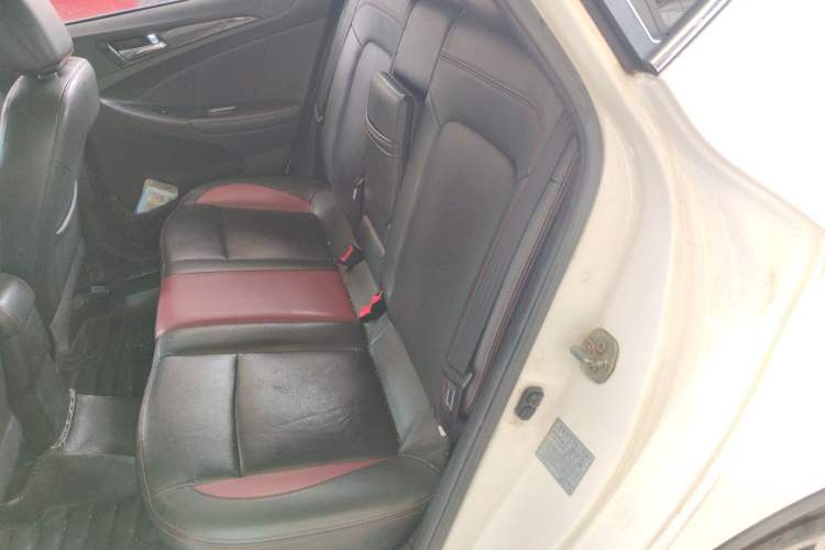 Used CHANGAN Eado 2015 1.6L Manual Junku Model China IV Standard
