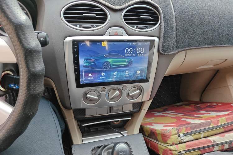 Used Ford Focus 2013 Sedan Classic 1.8L Manual Base Model Audio And AC Panel