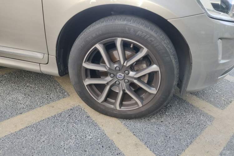 Used Volvo XC60 2015 T5 AWD Smart Drive Edition