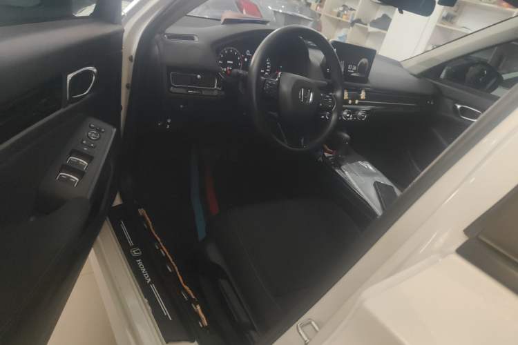 Used Honda Civic 2023 240TURBO CVT Dynamic Edition Driver Seat