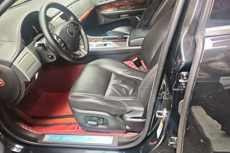 Used Jaguar XF 2014 XF 2.0T Luxury Edition Left Front Seat