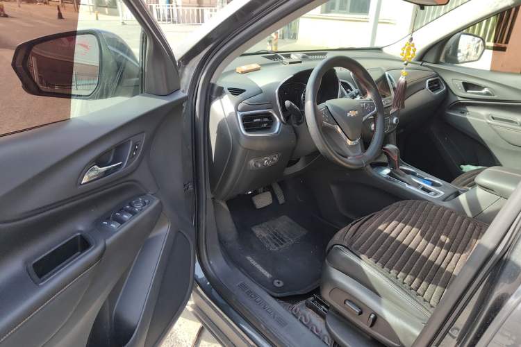 Used Chevrolet Equinox 2018 535T Automatic YuJie Edition