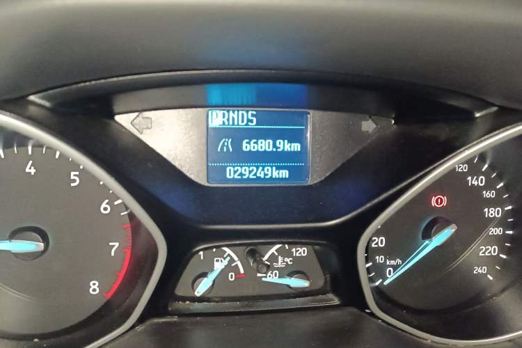 Used Ford Focus 2015 Hatchback 1.6L Automatic Comfort Model
