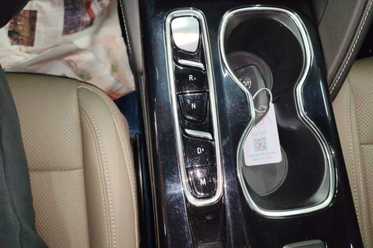 Used Buick Envision 2021 Encore Plus 652T Five-Seat Luxury Model
