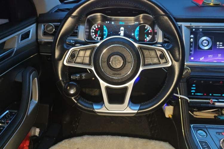 Used Zotye Domy X7 2017 Upgraded Edition 2.0T DCT Huangshan Model 7 Seats
