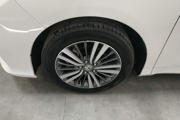Used Honda Odyssey 2018 2.4L Smart Edition Left Front Wheel Hub
