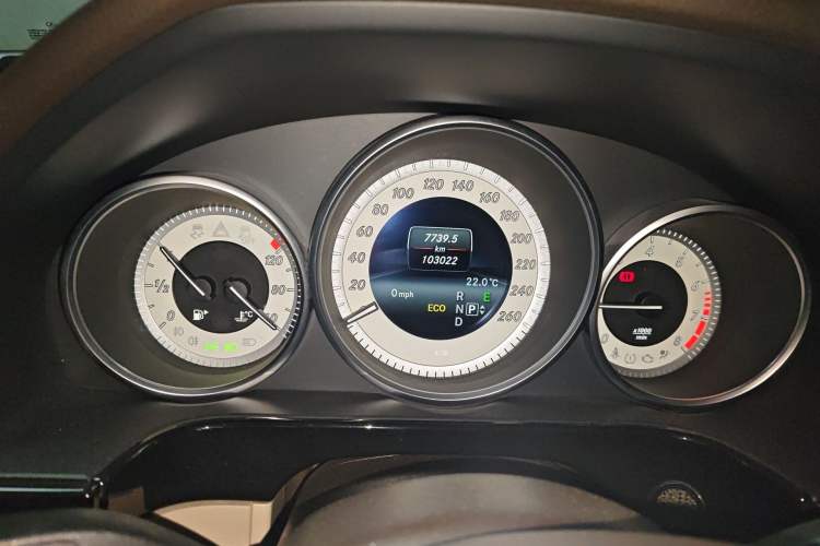 Used Mercedes-Benz E-Class 2014 E 260 L Sport Edition Instrument Cluster