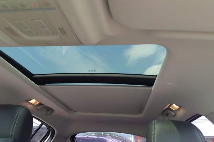 Used Qoros 5 2018 1.6T Automatic Prestige Model