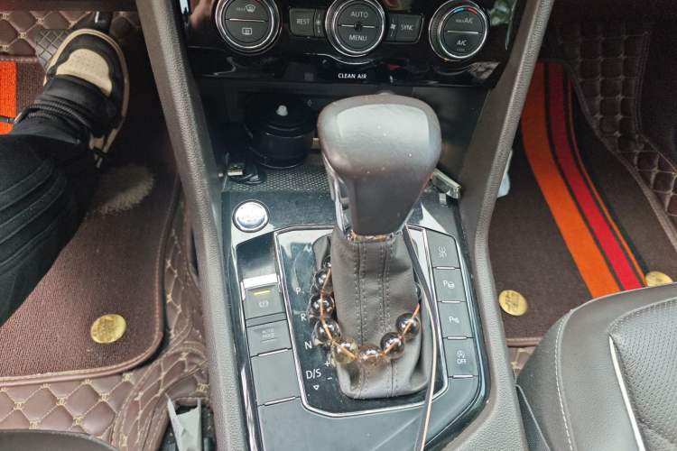 Used Volkswagen Tiguan L 2018 330TSI Automatic Two-Wheel Drive Flagship Edition