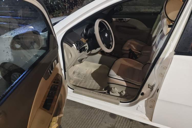 Used Buick Excelle 2015 1.5L Automatic Classic Model