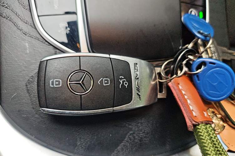 Used Mercedes-Benz GLC AMG 2020 AMG GLC 43 4MATIC Vehicle Key