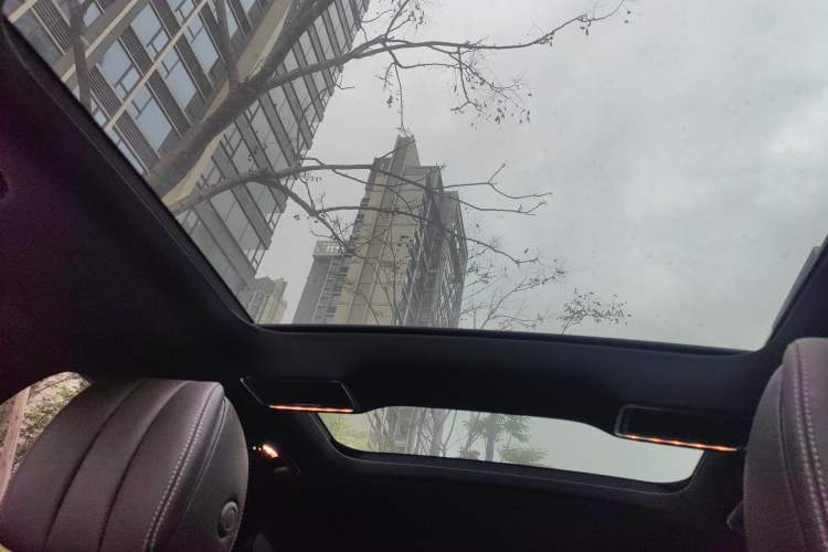 Used Mercedes-Benz GLC 2021 GLC 260 L 4MATIC Luxury Model