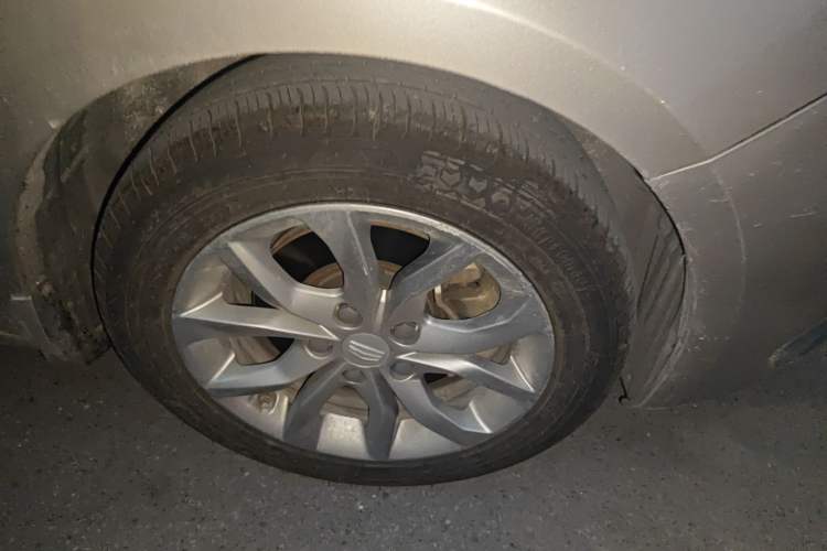 Used Geely Auto Emgrand GL 2017 1.3T Manual Elite Model
