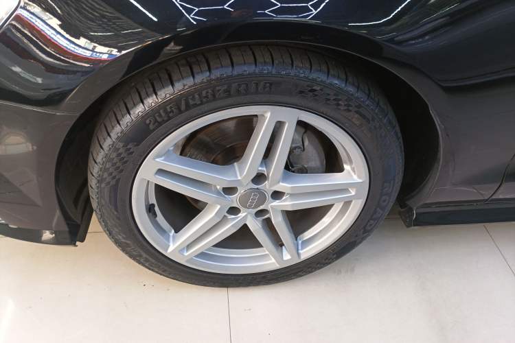 Used Audi A6L 2018 30th Anniversary Edition 30 FSI Style Model
