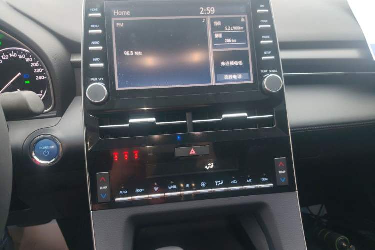 Used Toyota Avalon 2019 Dual-Engine 2.5L Luxury Edition China VI Standard Audio And AC Panel