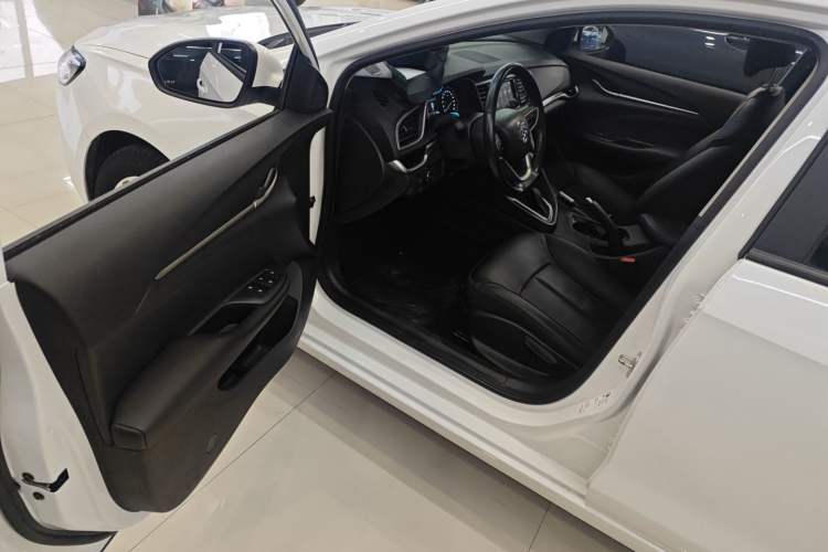 Used Buick GT 2019 18T Automatic Connected Elite Model China VI Standard