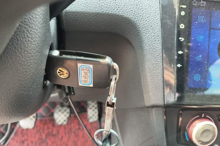 Used Volkswagen Santana 2016 1.4L Manual Fashion Edition