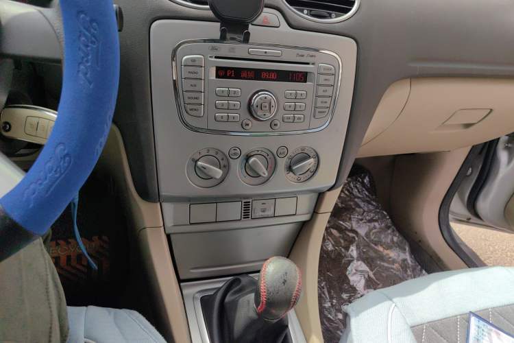 Used Ford Focus 2012 Hatchback Classic 1.8L Manual Fashion Edition