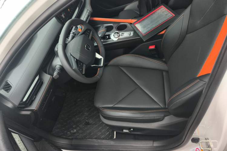 Used Changan UNI-V 2022 1.5T Prestige Version