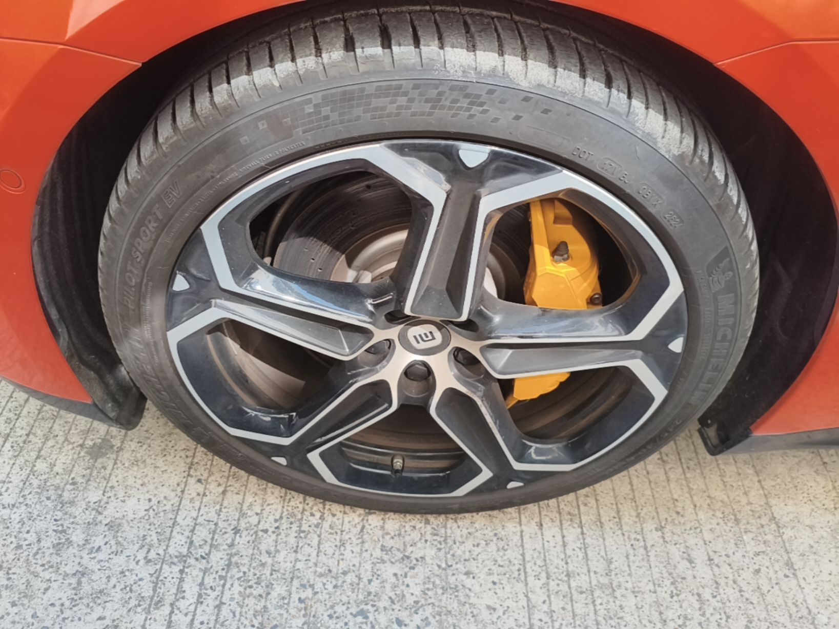 Xiaomi Auto SU7 2024 Four-Wheel Drive Ultra-Long Range Advanced Intelligent Driving Max Edition — снимка 10
