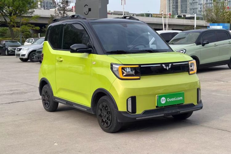 Used Wuling Hongguang MINIEV 2022 GAMEBOY 200km Gaming Edition with Lithium Iron Phosphate Front Right 45 Deg