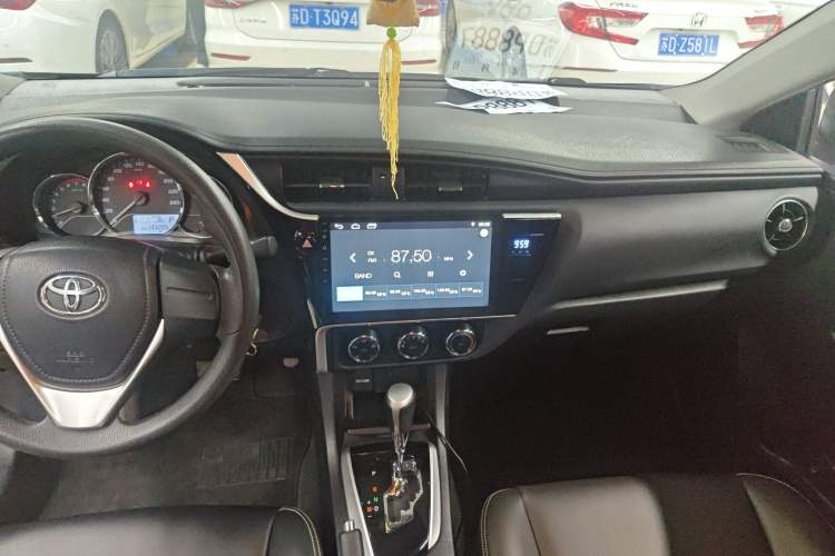 Used Toyota Corolla 2017 Revised Version 1.2T S-CVT GL Audio And AC Panel