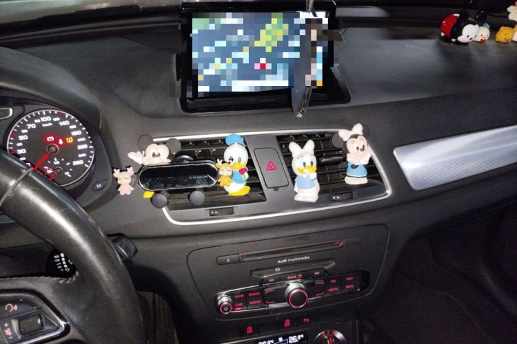 Used Audi Q3 2015 35 TFSI Comfort Model Audio And AC Panel