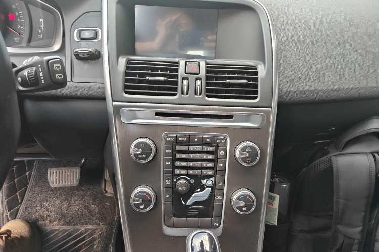 Used Volvo XC60 2014 T5 Zhiyi Edition