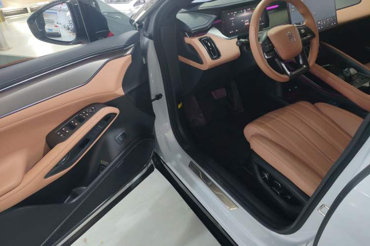 Used BYD Song L EV 2024 550 km Excellence Version