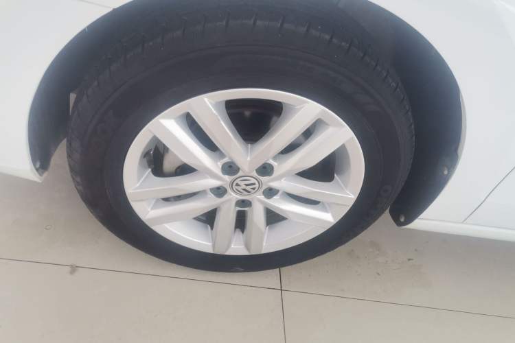 Used Volkswagen Jetta 2019 Dream Edition 1.4L Manual Fashion Version