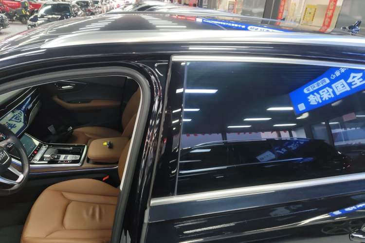 Used Audi Q7 2021 45 TFSI quattro S line Sport model