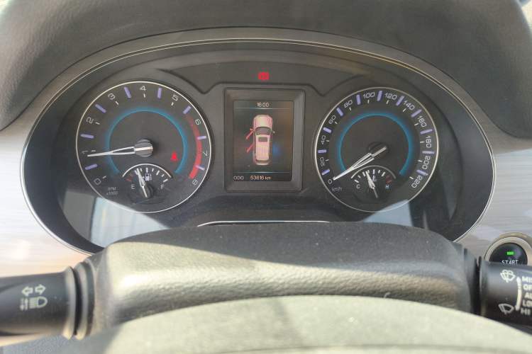 Used Haval H2 2018 Red-Label 1.5T Manual Two-Wheel Drive Elite Model Instrument Cluster