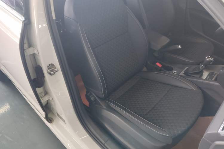 Used Skoda Octavia 2019 1.5L Automatic Smart Drive Luxury Edition China VI Standard