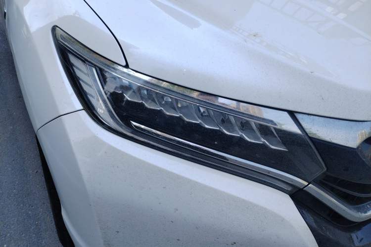 Used Honda UR-V 2017 370TURBO Four-Wheel Drive Prestige Edition China V Right Front Headlight