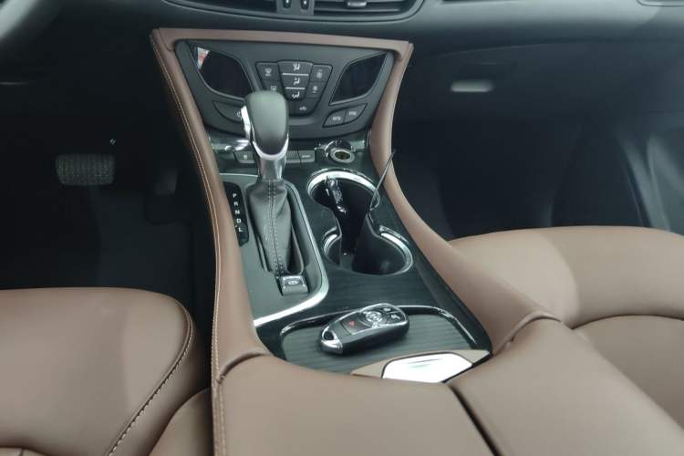 Used Buick Envision 2018 28T Four-Wheel Drive Elite Version