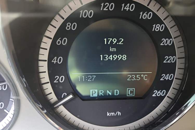 Used Mercedes-Benz C-Class 2010 C 300 Fashion Model