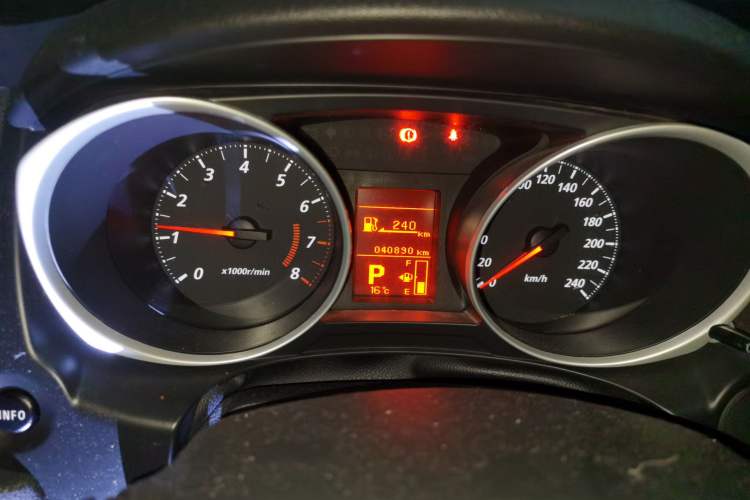 Used Mitsubishi ASX 2013 2.0L CVT Two-Wheel Drive Elite Edition Instrument Cluster