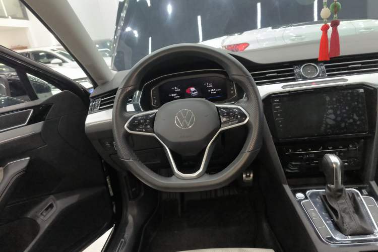 Used Volkswagen Magotan 2023 2 Million Units Commemorative Edition 330TSI DSG Luxury Version
