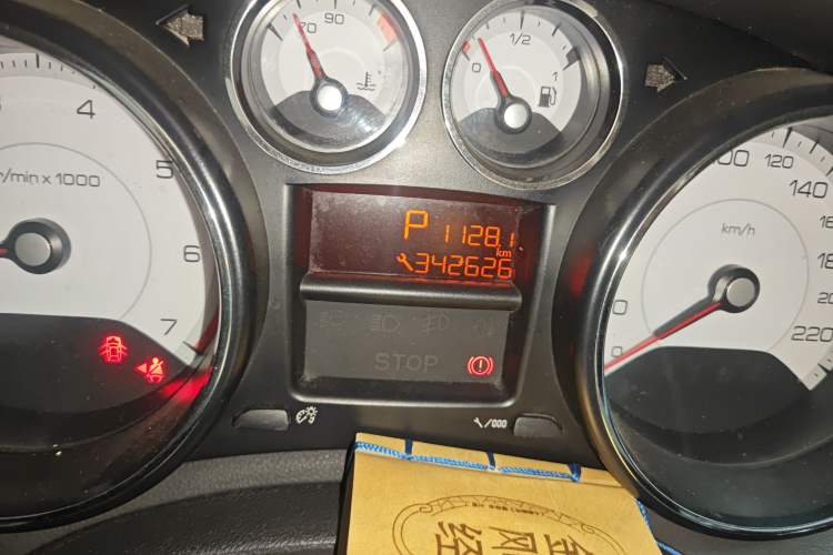 Used Peugeot 408 2013 2.0L Automatic Comfort Edition Odometer Close Up