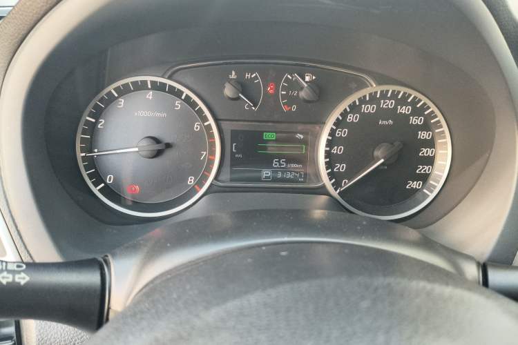 Used Nissan Sylphy 2018 1.6XV CVT Deluxe Edition Instrument Cluster