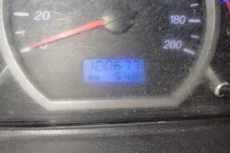 Used Wuling Hongguang 2010 1.2L Comfort Edition China IV Odometer Close Up
