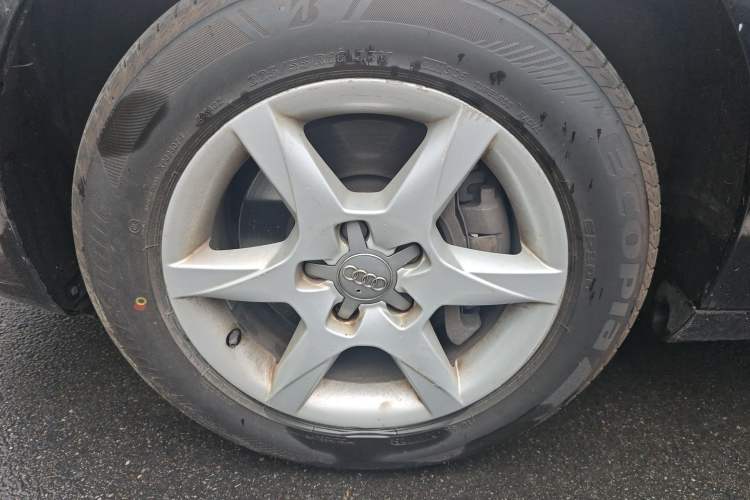 Used Audi A6L 2011 2.0 TFSI Automatic Standard Edition Exterior 4