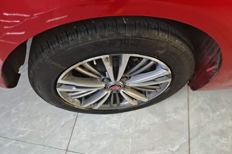 Used Roewe i5 2019 1.5L Manual 4G Connectable Langhao Edition
