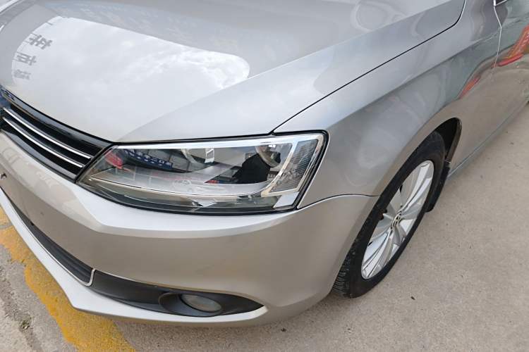 Used Volkswagen Sagitar 2014 Revised Version 1.6L Automatic Comfort Edition Left Front Headlight