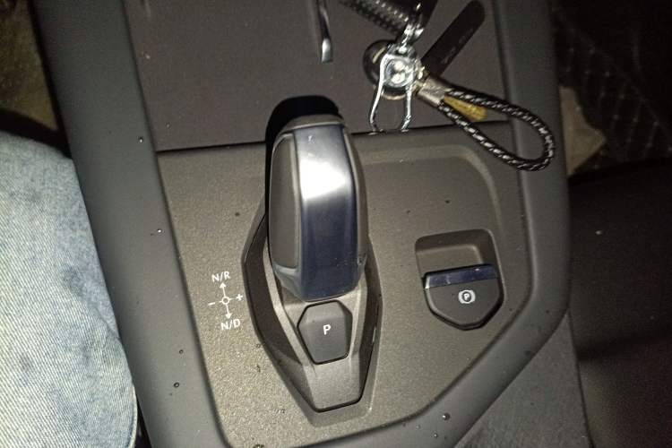 Used Lynk & Co 01 2025 2.0TD Two-Wheel-Drive Refreshed Version Gear Lever