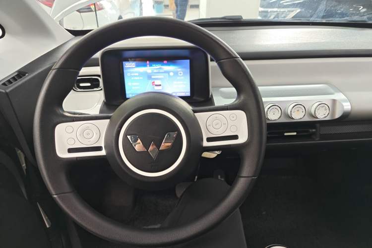 Used Wuling Air ev 2023 - Four Seats - Standard Edition