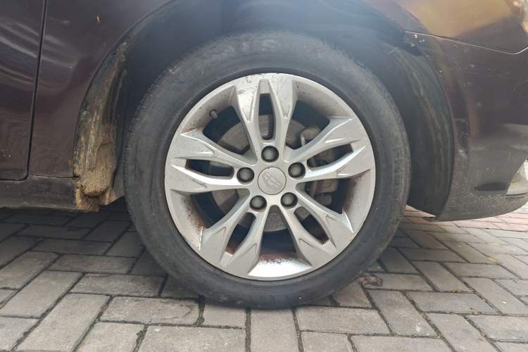 Used Geely Auto Emgrand 2014 Sedan 1.5L Manual Elite Model